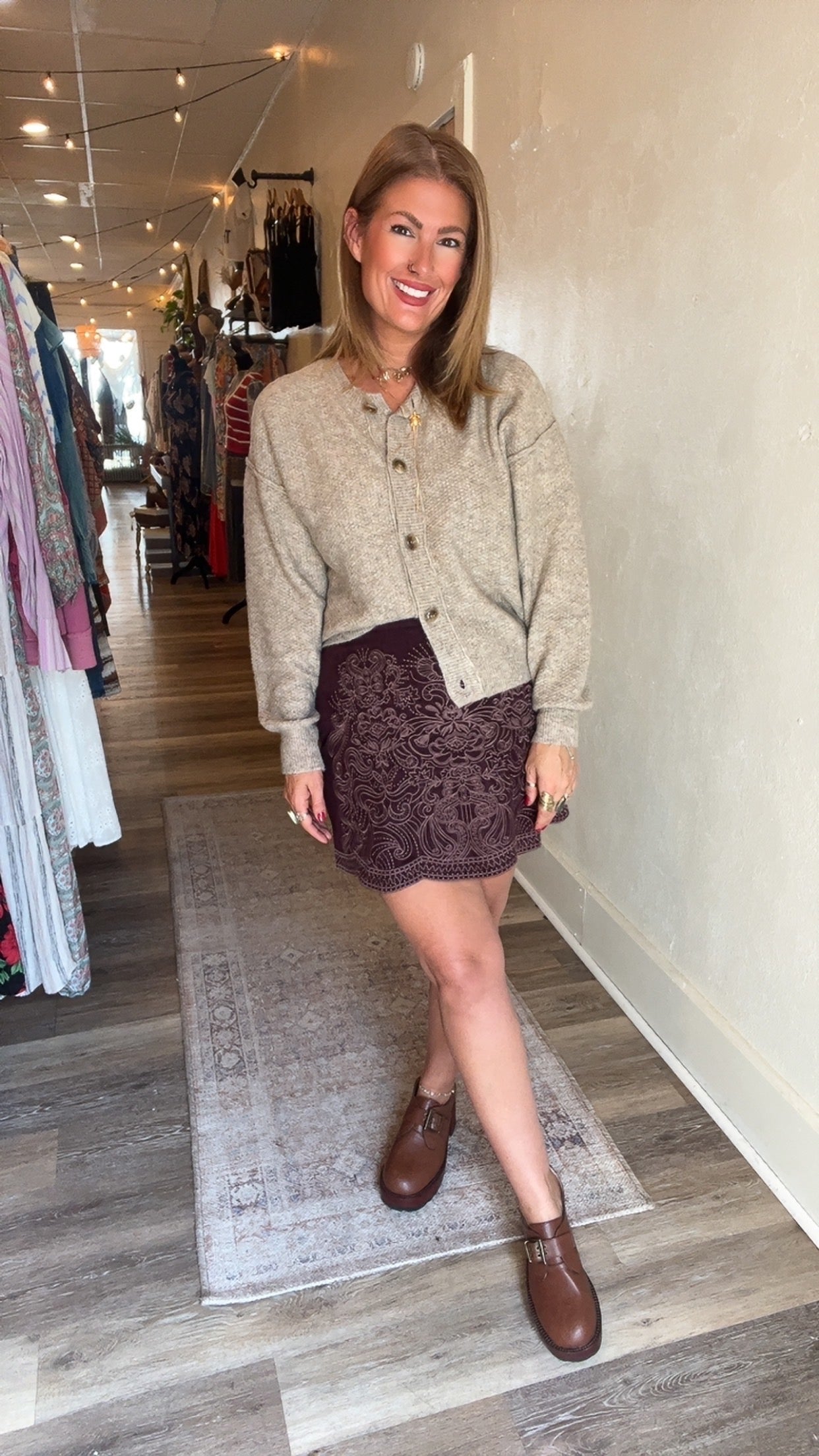 Easel suede embroidered skirt