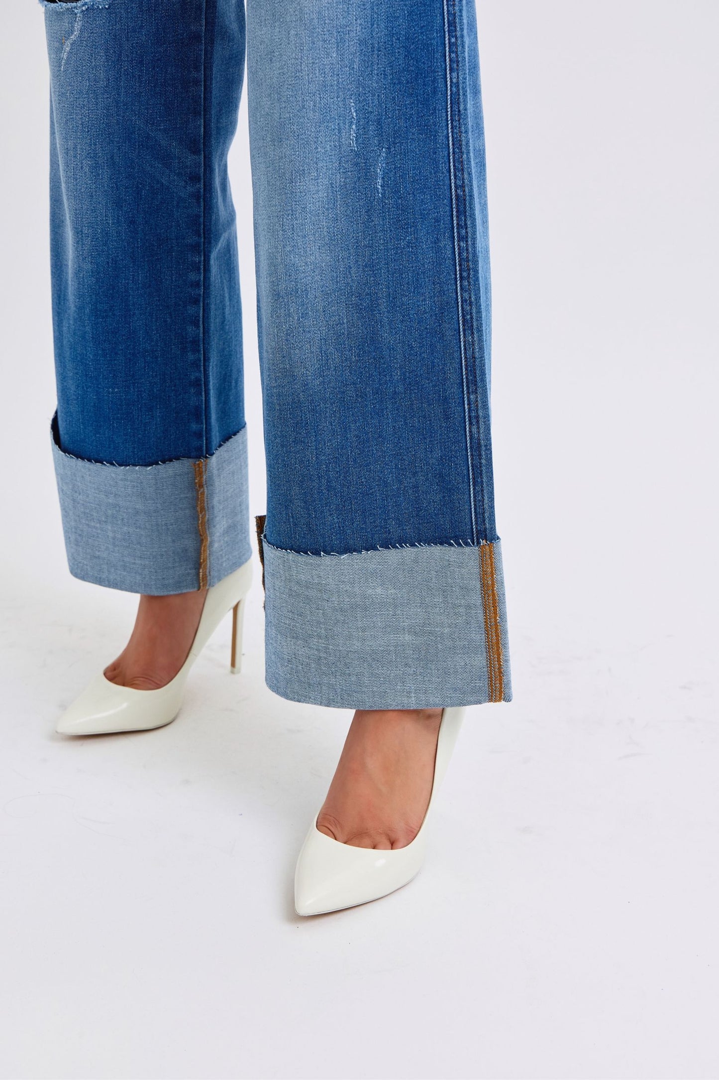 ONLINE EXCLUSIVE Judy Blue Distressed High Waist Wide Leg Jeans