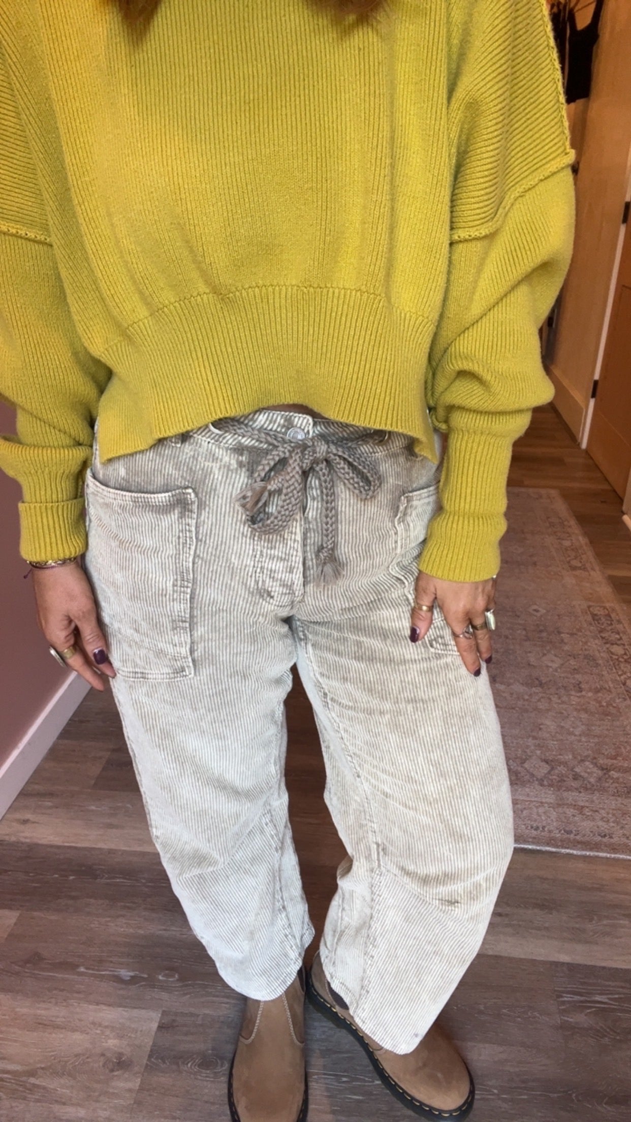 Moxie Barrel corduroy pants