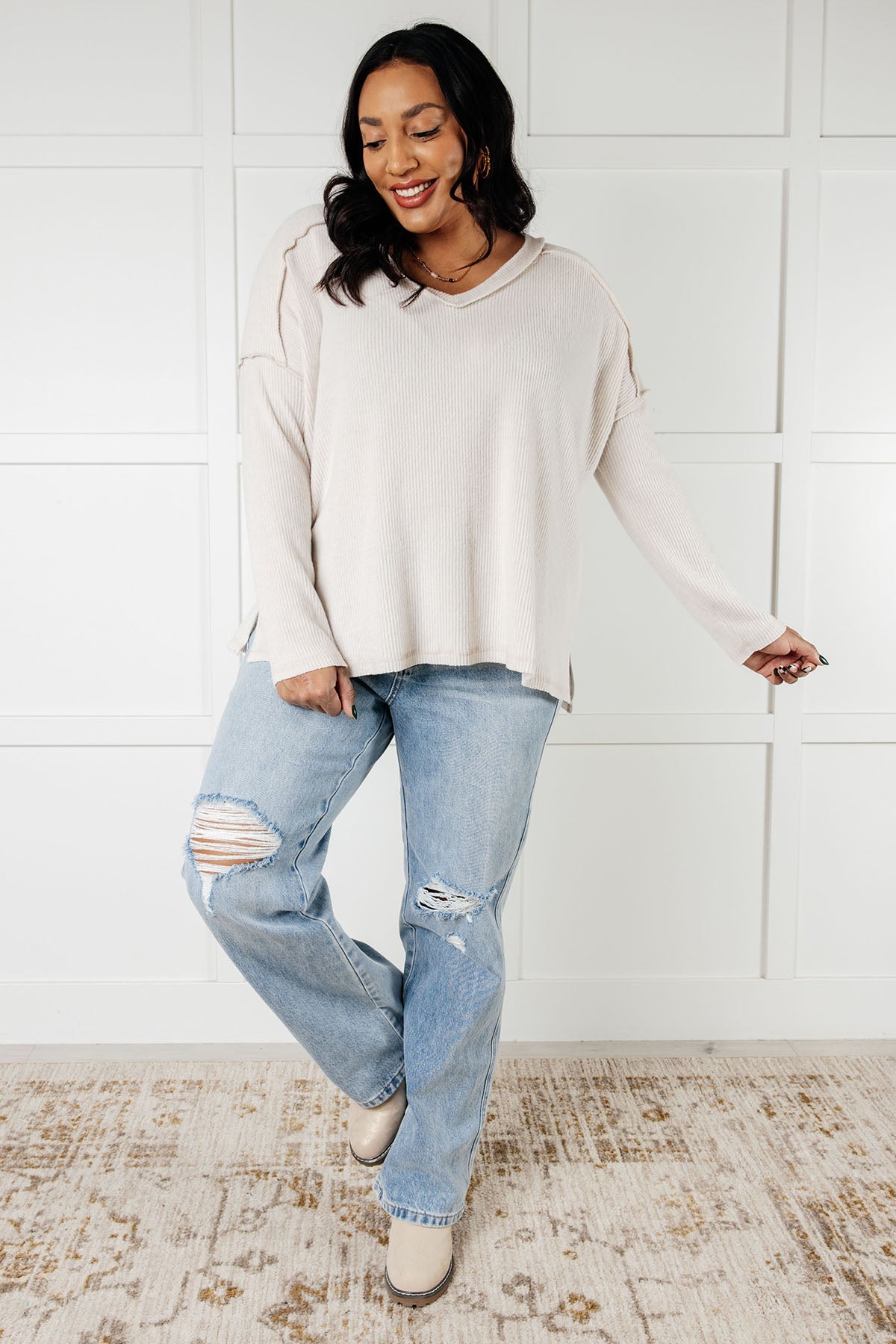 ONLINE EXCLUSIVE Basically Freezing Brushed Hacci Top in Sand Beige