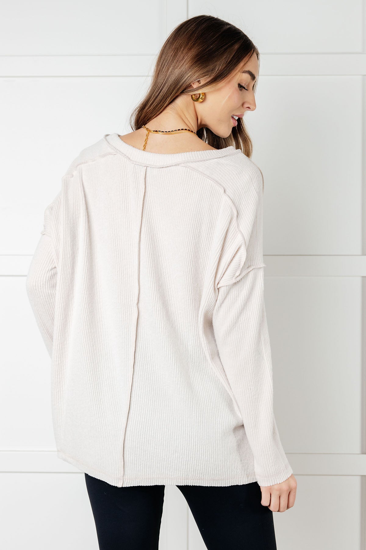 ONLINE EXCLUSIVE Basically Freezing Brushed Hacci Top in Sand Beige