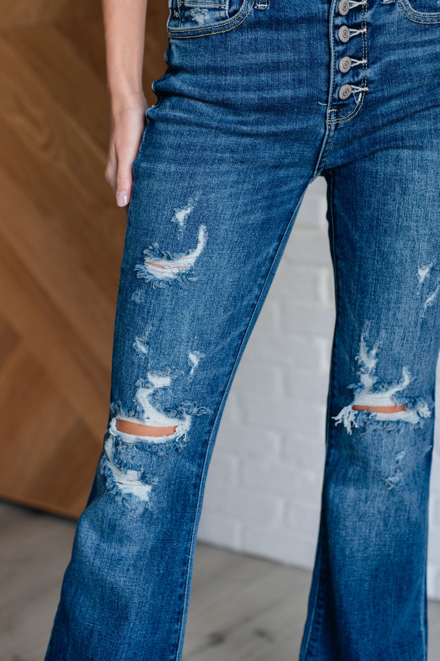 ONLINE EXCLUSIVE Judy blue Gabriella Mid Rise Distressed Button Fly Flare Jeans