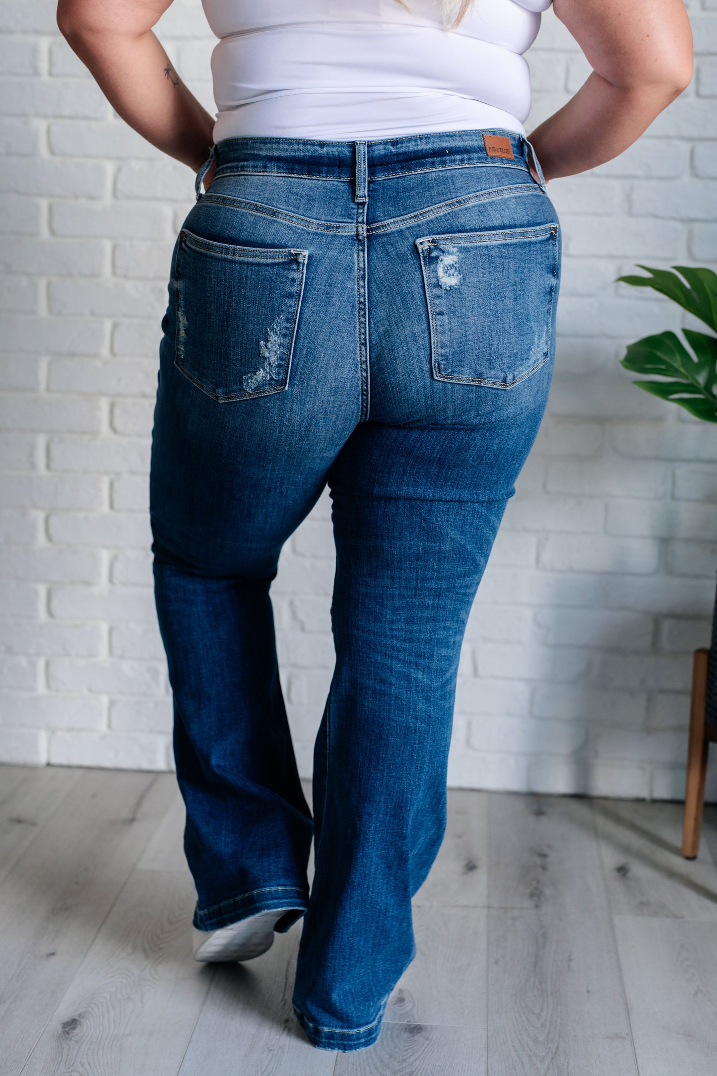 ONLINE EXCLUSIVE Judy blue Gabriella Mid Rise Distressed Button Fly Flare Jeans