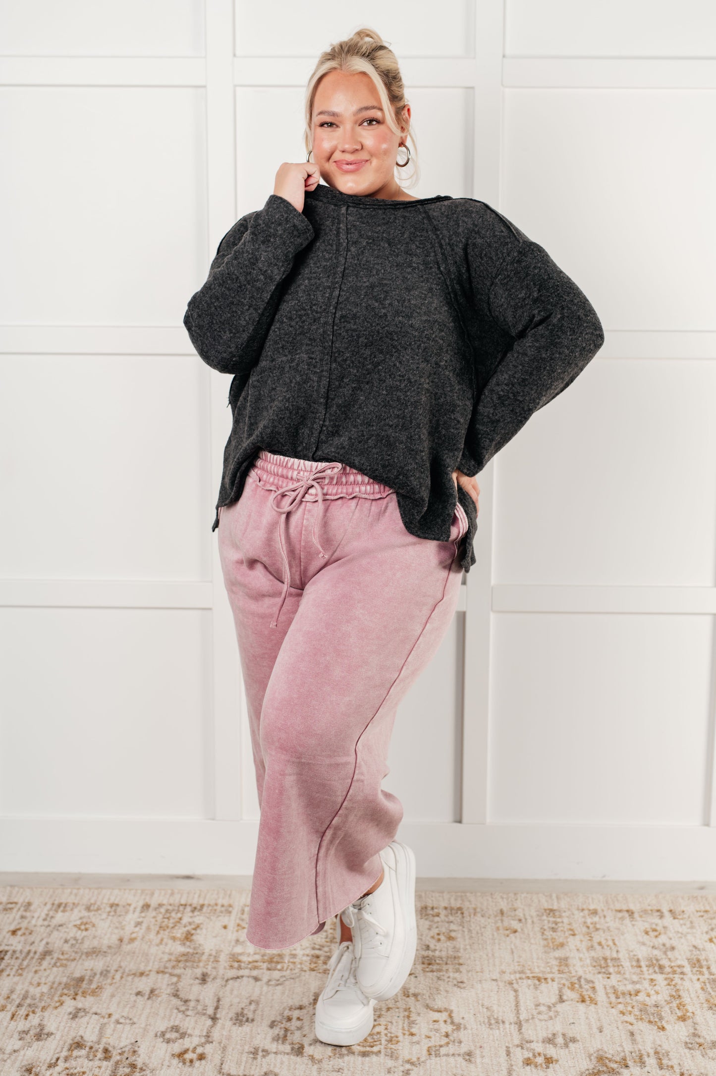 ONLINE EXCLUSIVE In or Out Wide Leg Cropped Pants in Light Rose