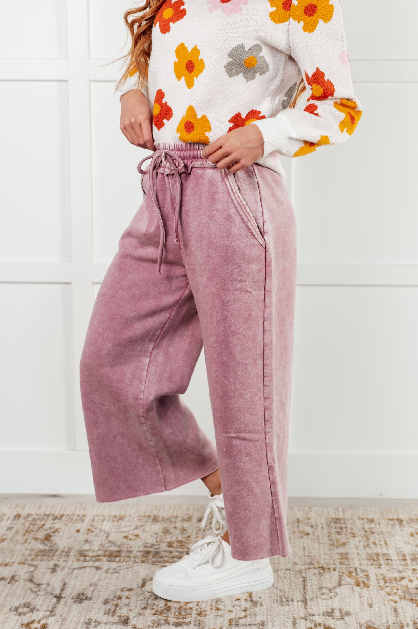 ONLINE EXCLUSIVE In or Out Wide Leg Cropped Pants in Light Rose