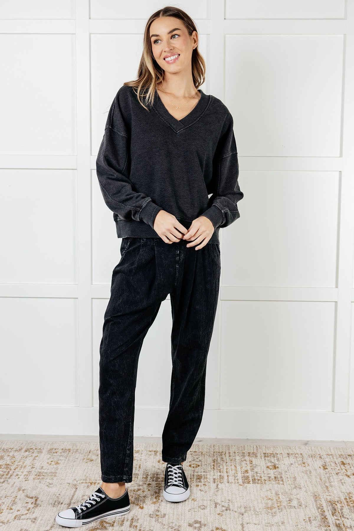 ONLINE EXCLUSIVE Limber Up Straight Leg Sweats in Black