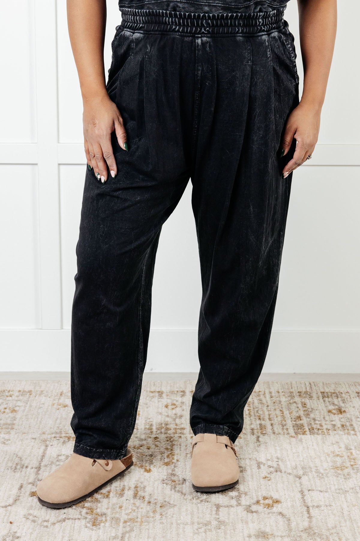 ONLINE EXCLUSIVE Limber Up Straight Leg Sweats in Black