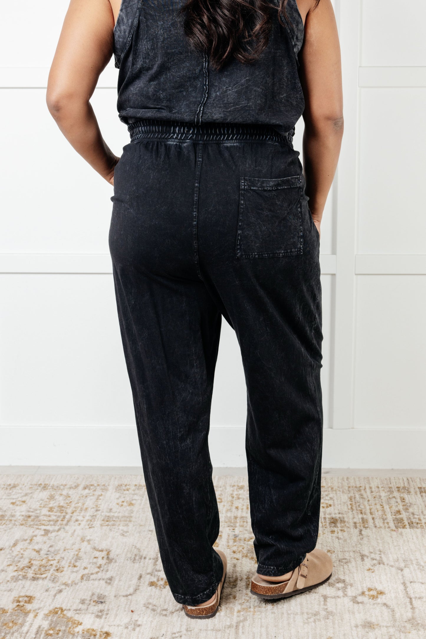 ONLINE EXCLUSIVE Limber Up Straight Leg Sweats in Black