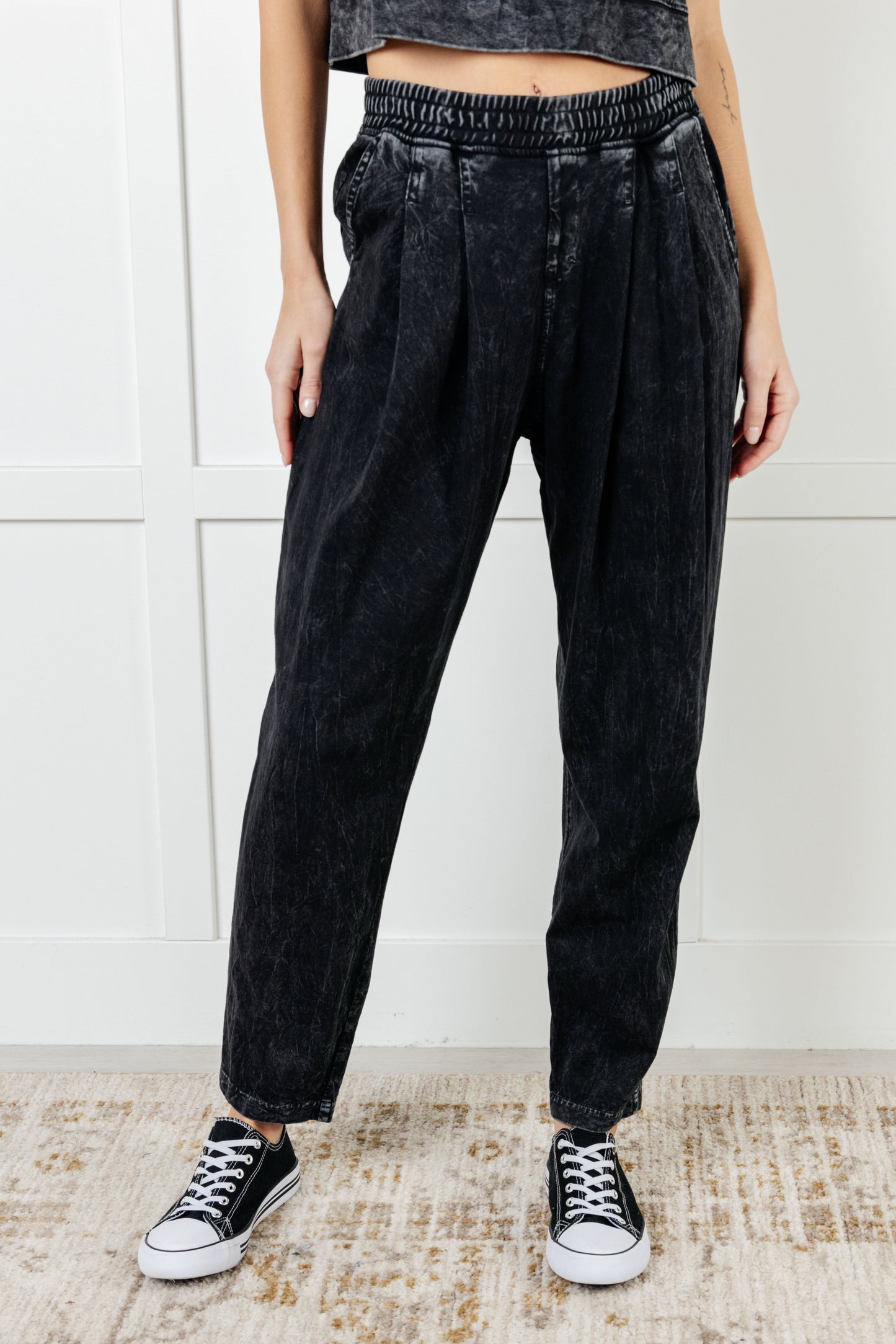 ONLINE EXCLUSIVE Limber Up Straight Leg Sweats in Black