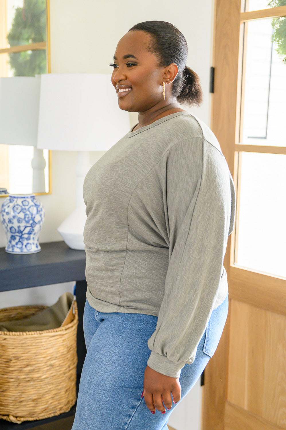 ONLINE EXCLUSIVE Long Sleeve Solid Knit Open Back Top In Olive