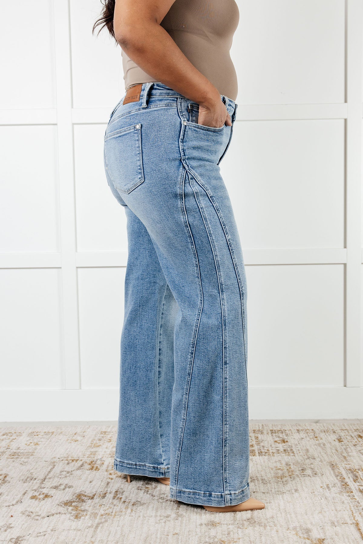 ONLINE EXCLUSIVE JUDY BLUE Melia High Rise Side Seam Detail Wide Leg Jeans