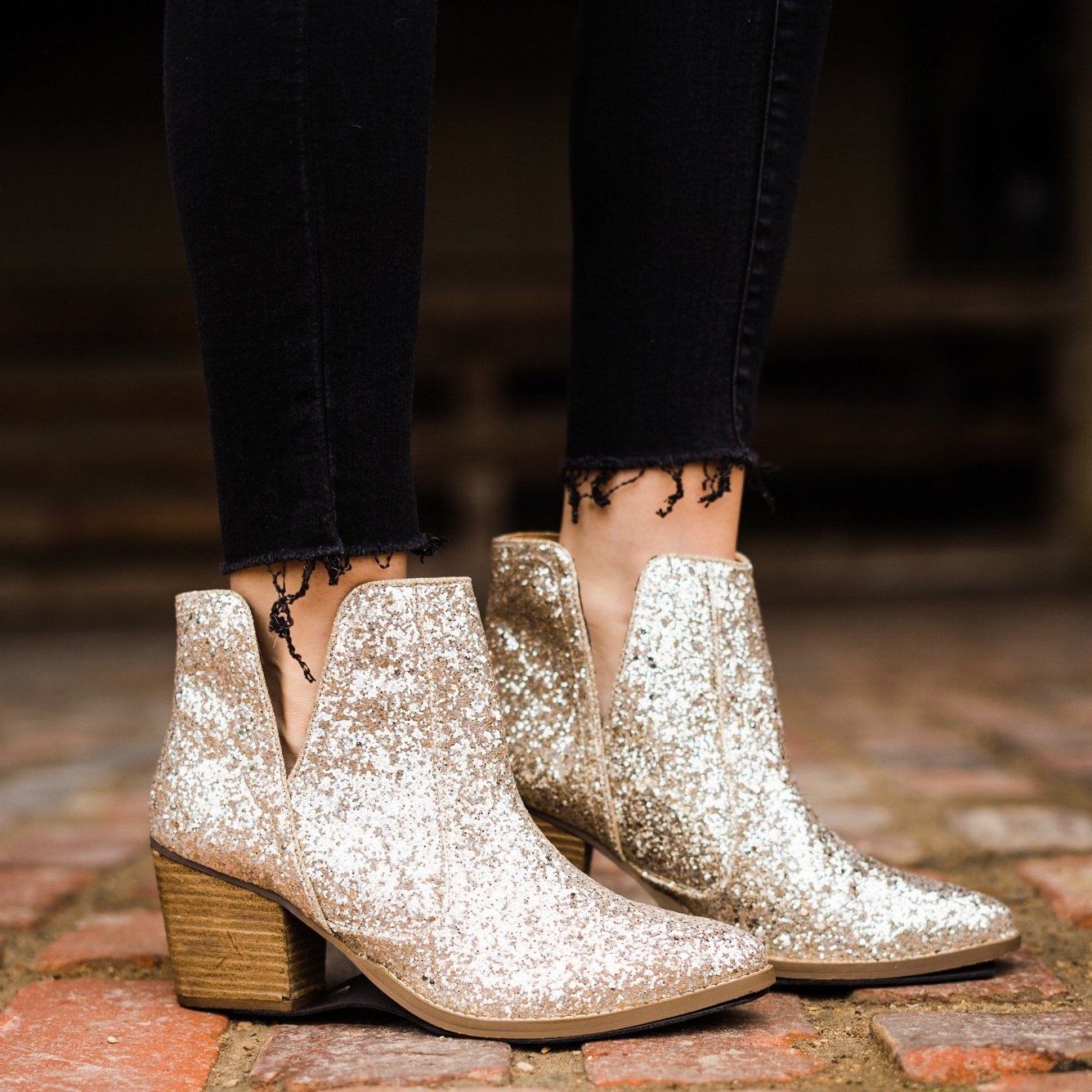 ONLINE EXCLUSIVE Fiera Booties in Gold