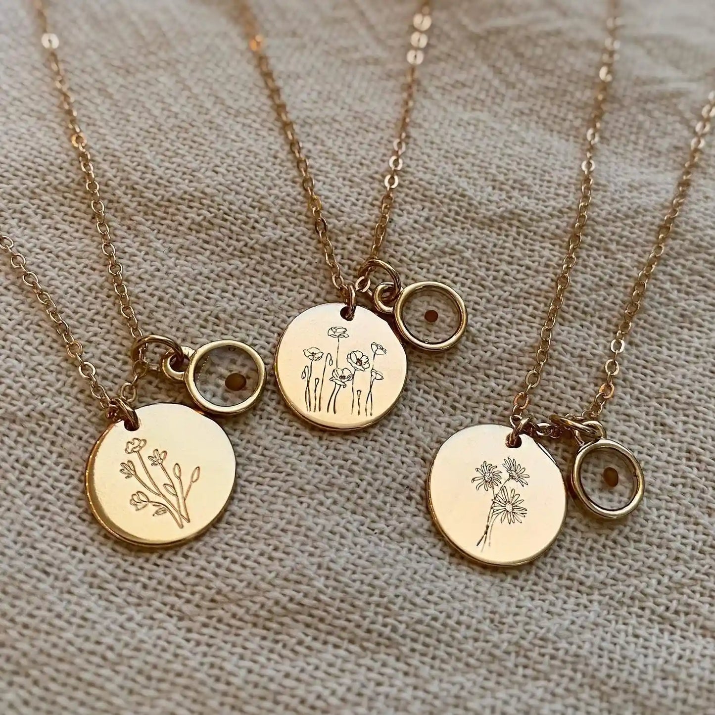 ONLINE EXCLUSIVE - Wildflower necklace