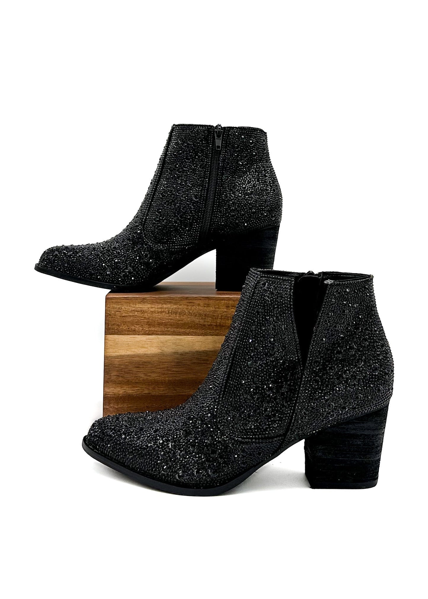 ONLINE EXCLUSIVE Shine Star Rhinestone Bootie in Black