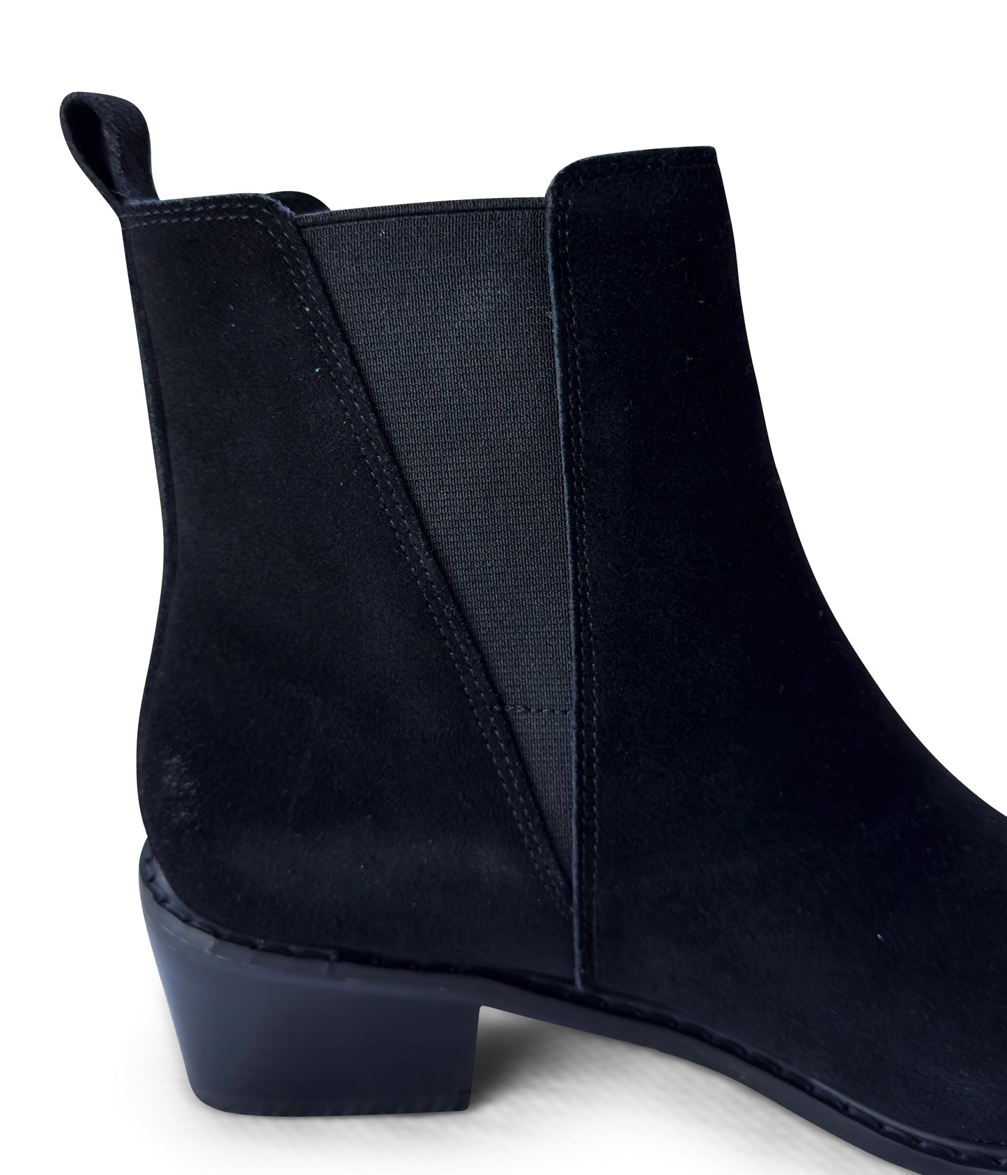 ONLINE EXCLUSIVE Wylie Suede Ankle Boot in Black