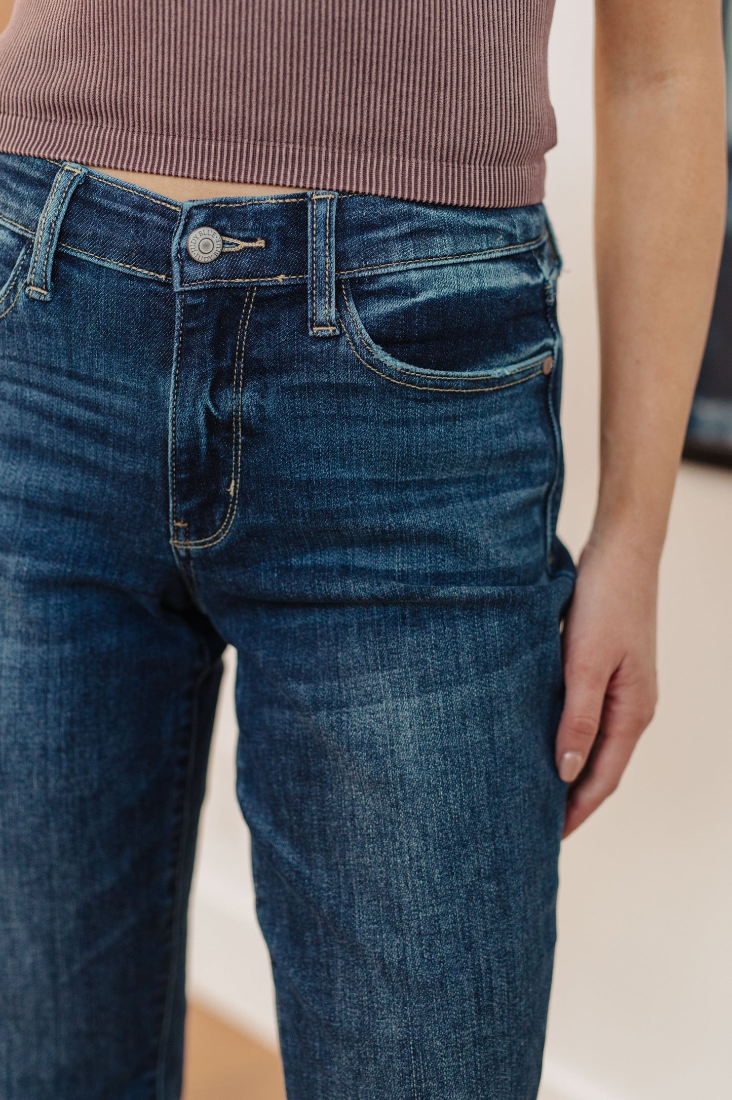 ONLINE EXCLUSIVE JUDY BLUE London Midrise Cuffed Boyfriend Jeans