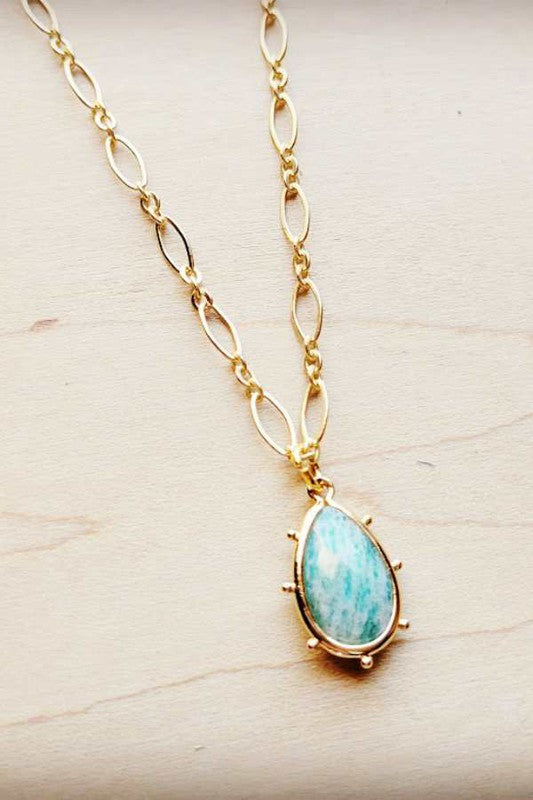 ONLINE EXCLUSIVE Gold Collar Necklace w/ Amazonite Pendant