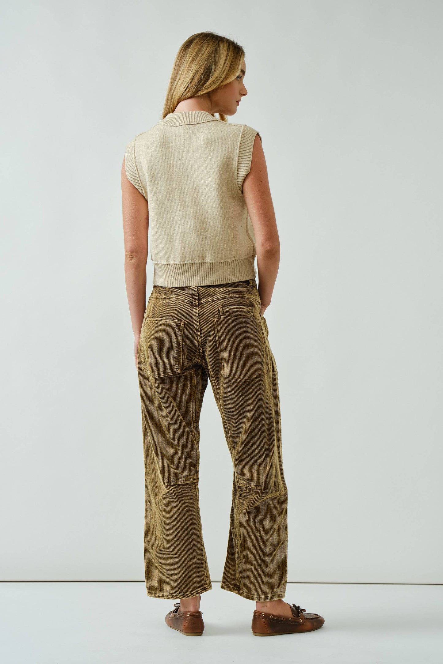 Moxie barrel corduroy pants in camel