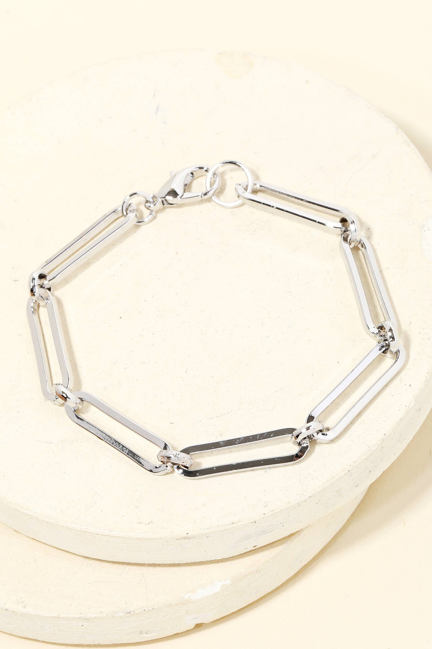 Metallic paperclip oval Chain Link Bracelet