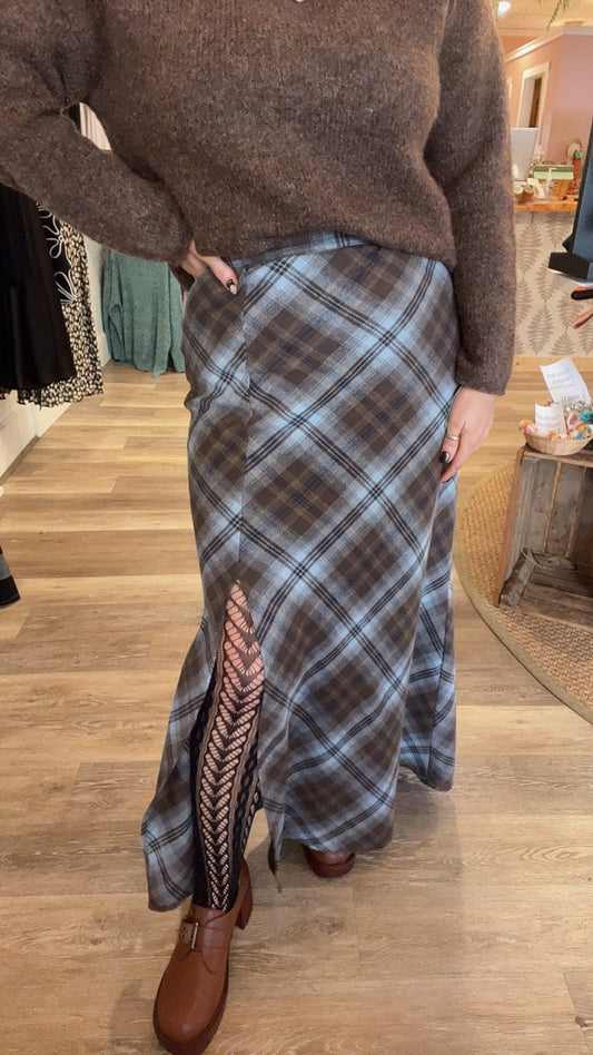 Raven plaid skirt