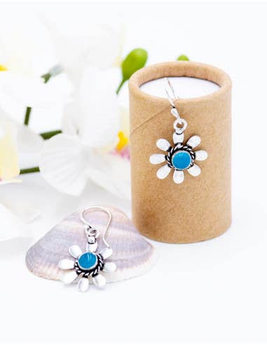 Flower earrings with stone