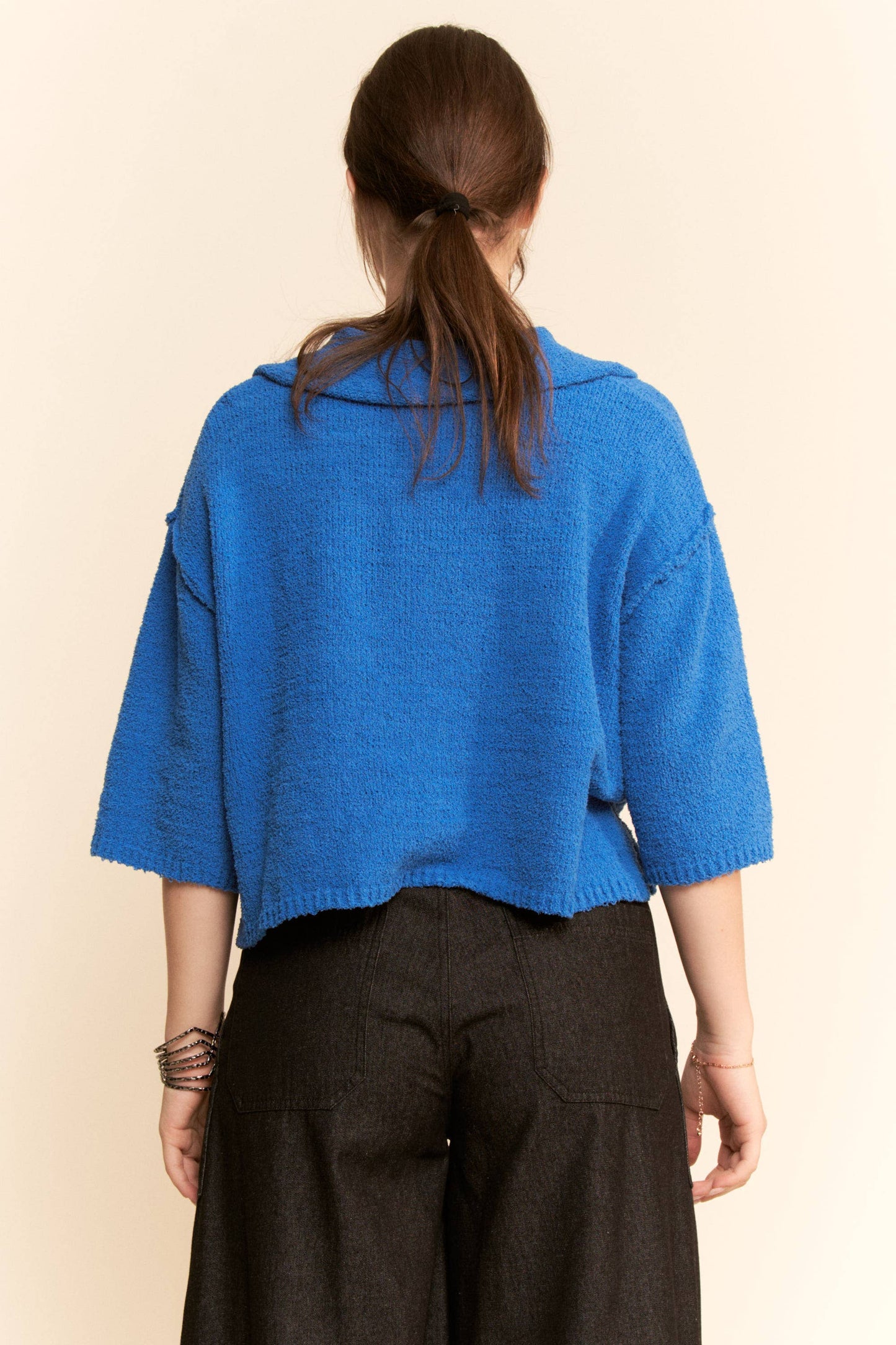 Nora v neck sweater top