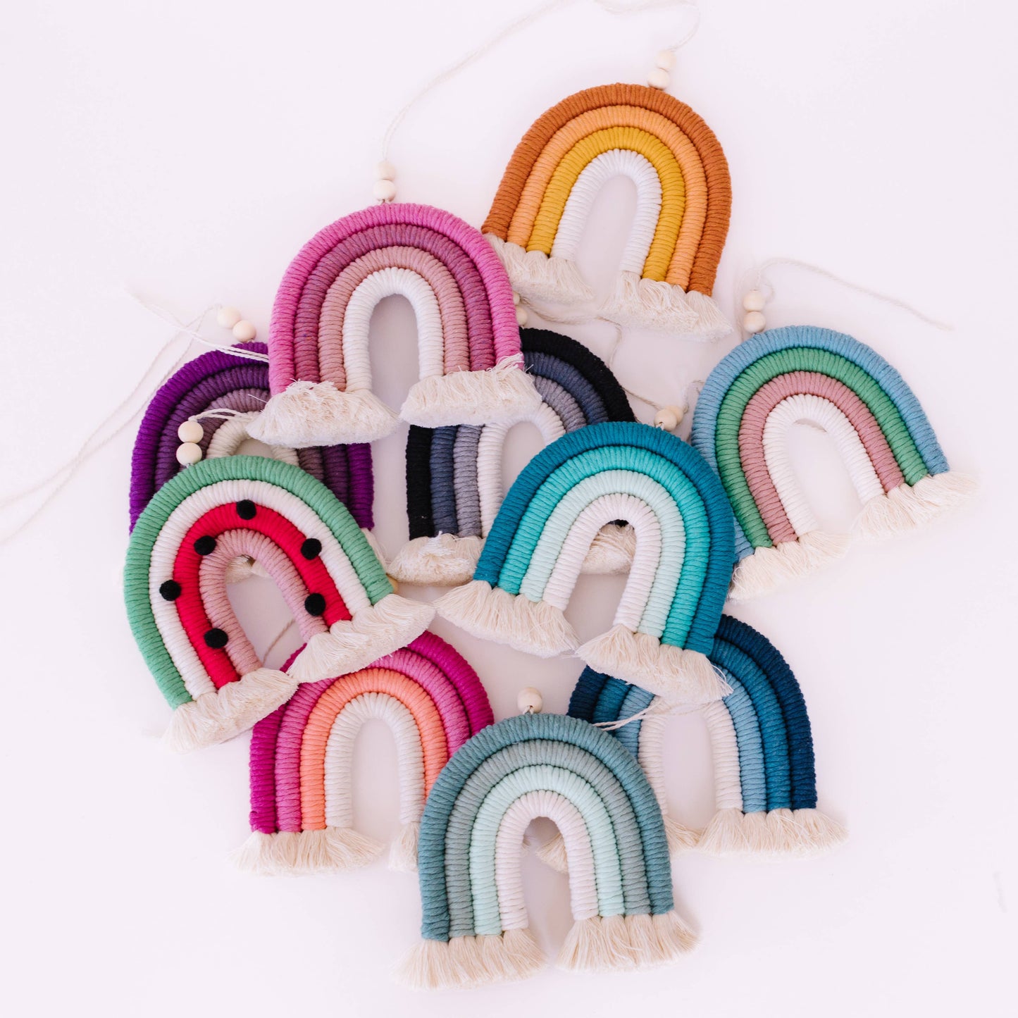 DIY Macrame Rainbow Kit / Craft/  Do It Yourself