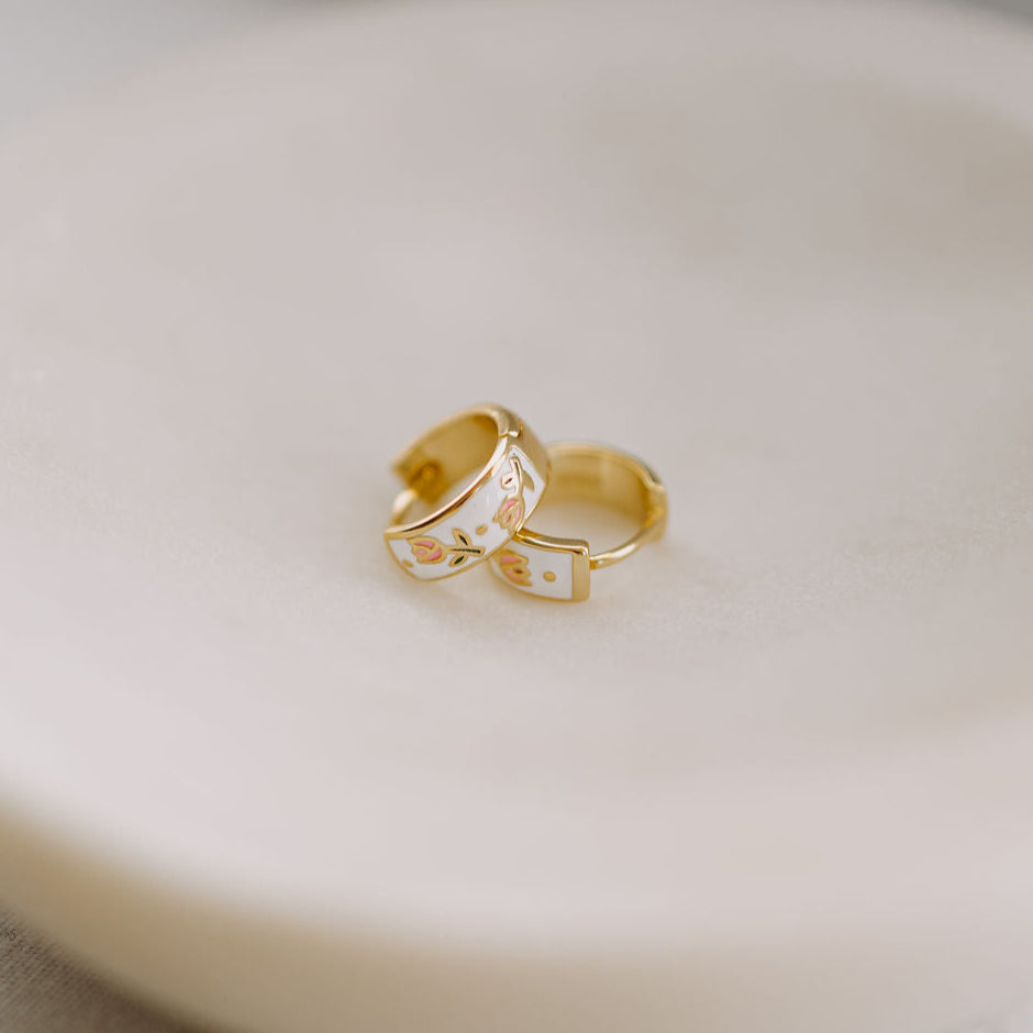 ONLINE EXCLUSIVE - Tea cup hoops