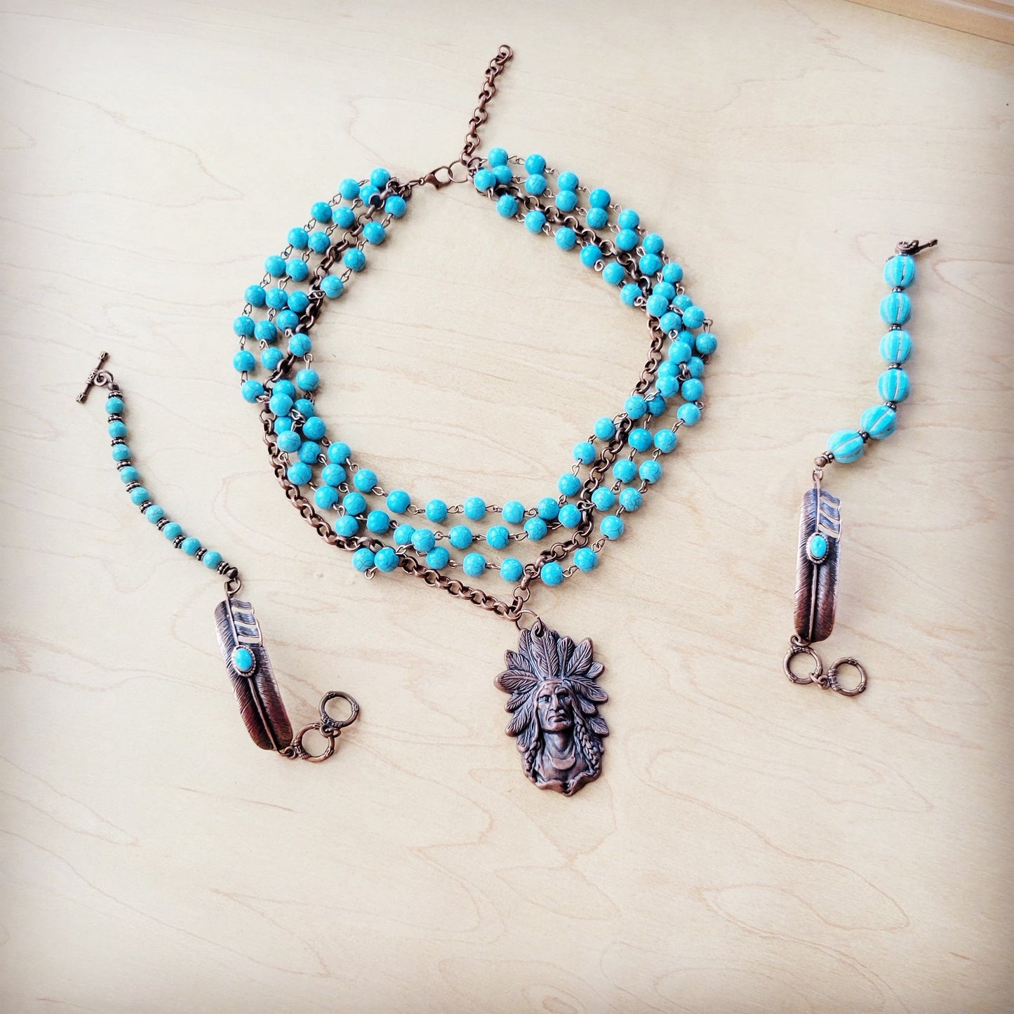 ONLINE EXCLUSIVE Round Blue Turquoise Beaded Bracelet on Copper Feather 810t