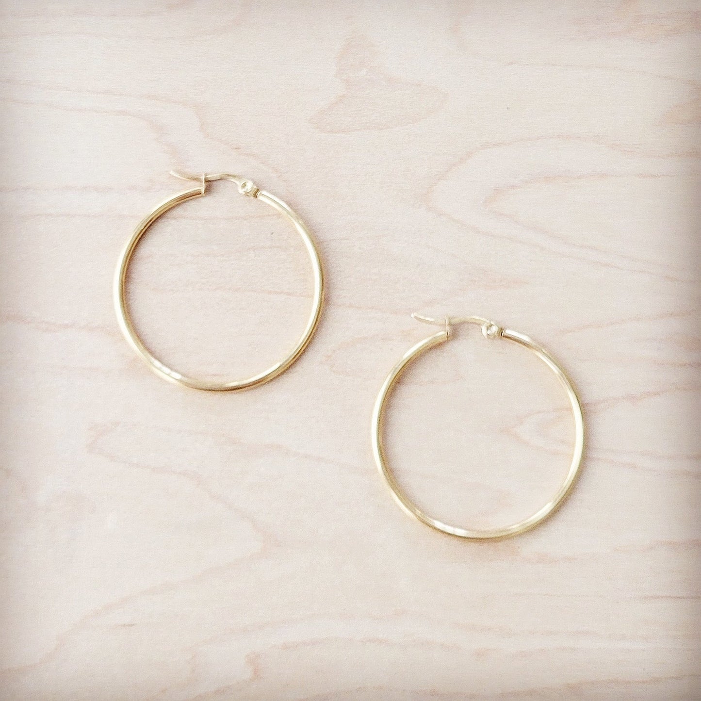 ONLINE EXCLUSIVE Medium Stainless Steel Hoop Earrings 18K Gold Plating 219b