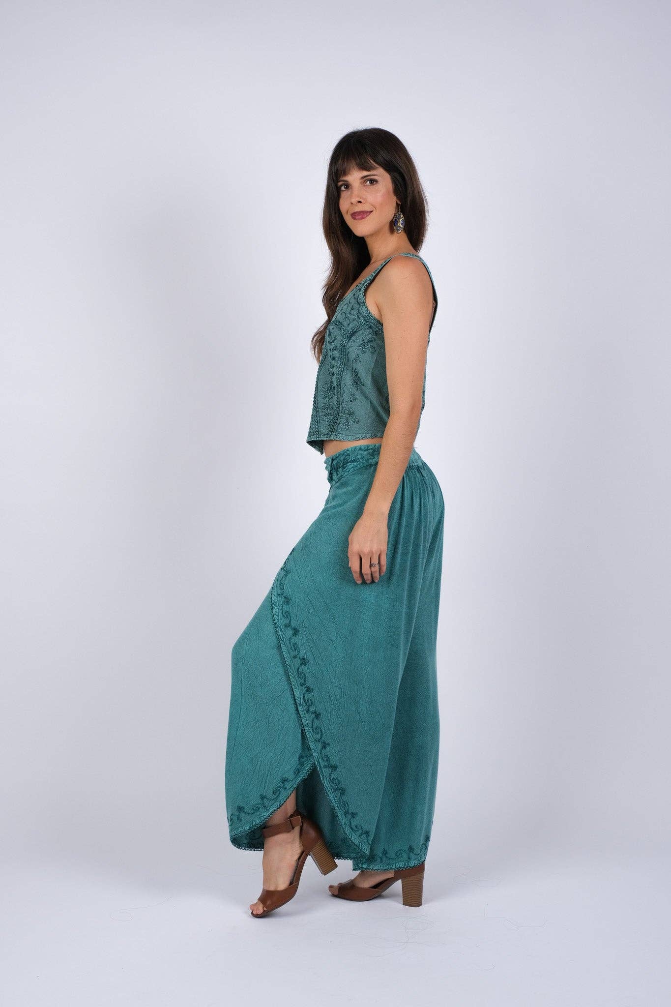 Handcrafted OS Sea Embroidered Tank Top