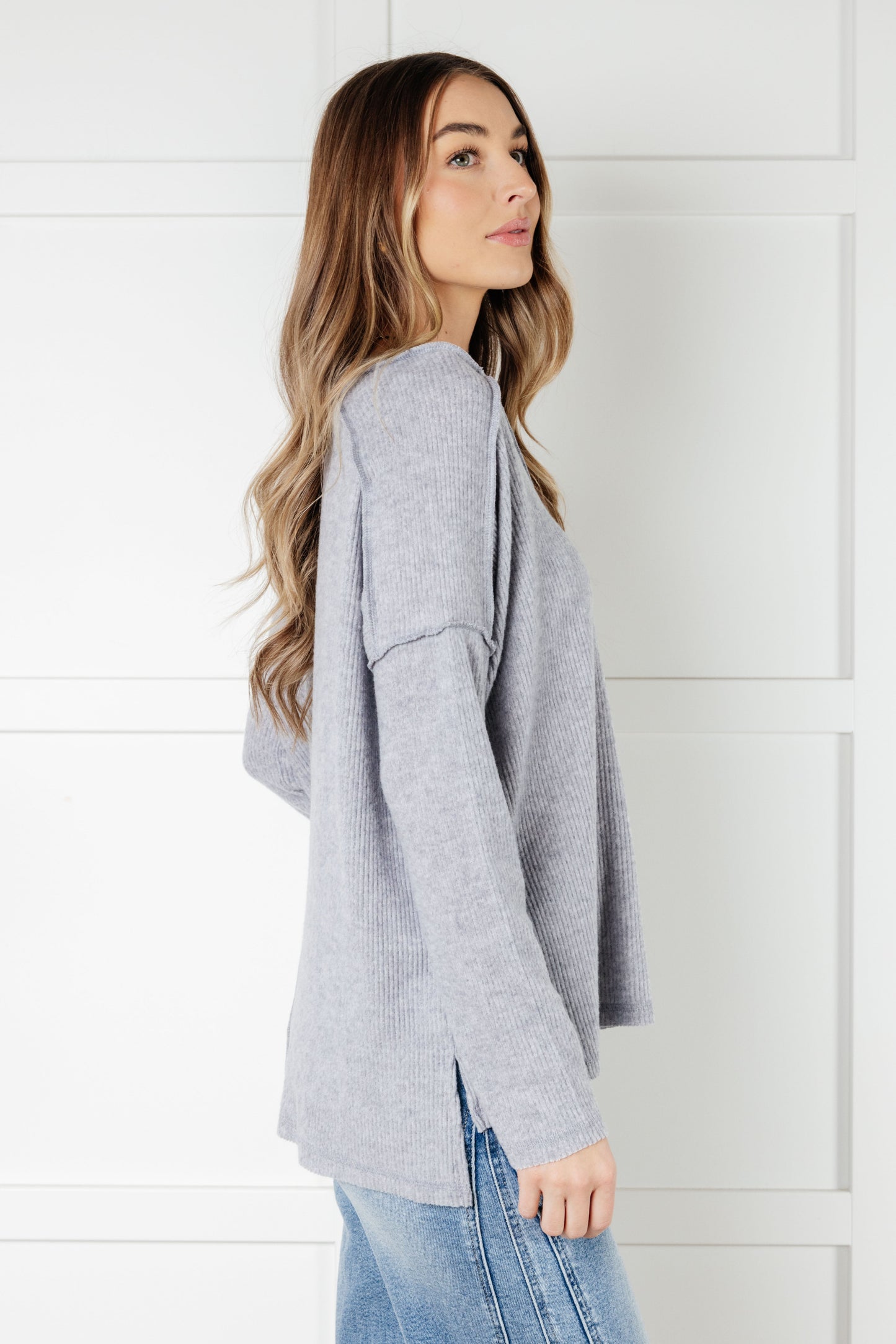 ONLINE EXCLUSIVE Basically Freezing Brushed Hacci Top in Heather Grey