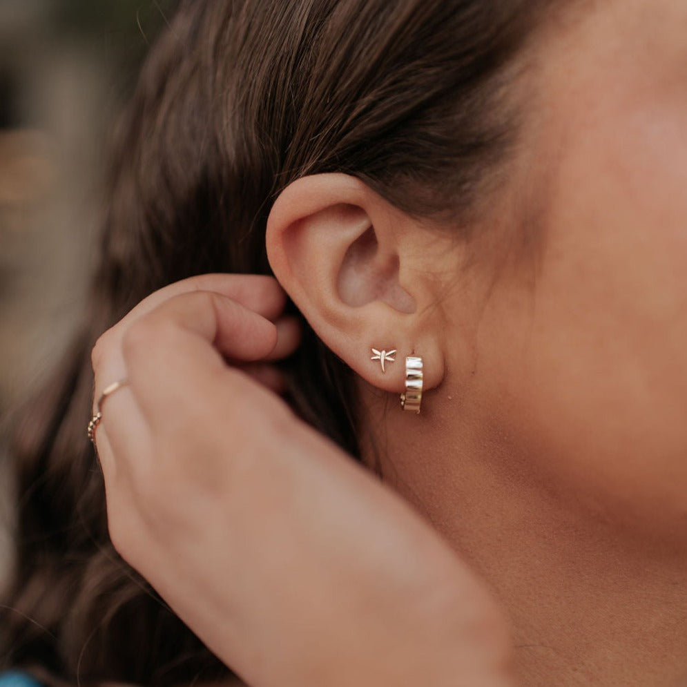 ONLINE EXCLUSIVE - Dragonfly studs