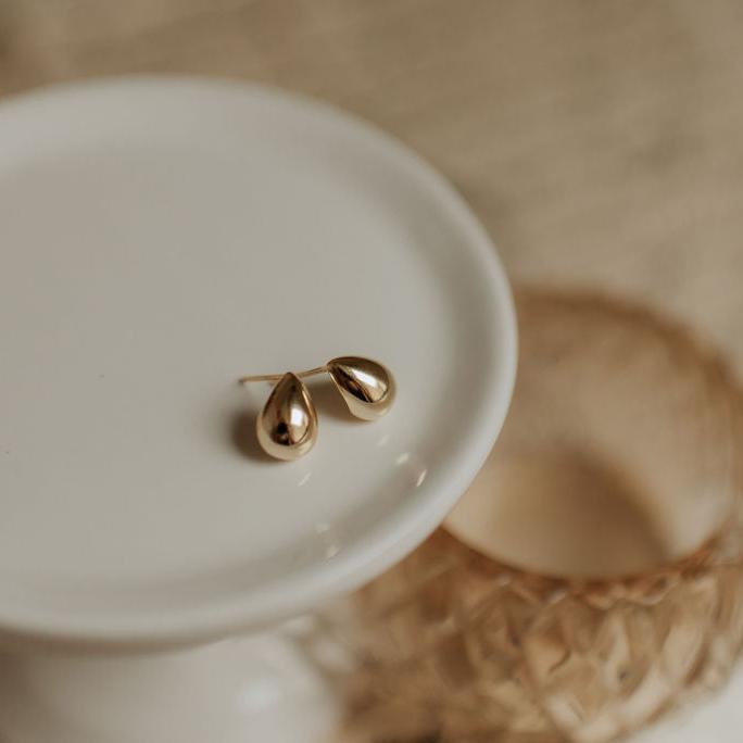 ONLINE EXCLUSIVE - Chunky studs