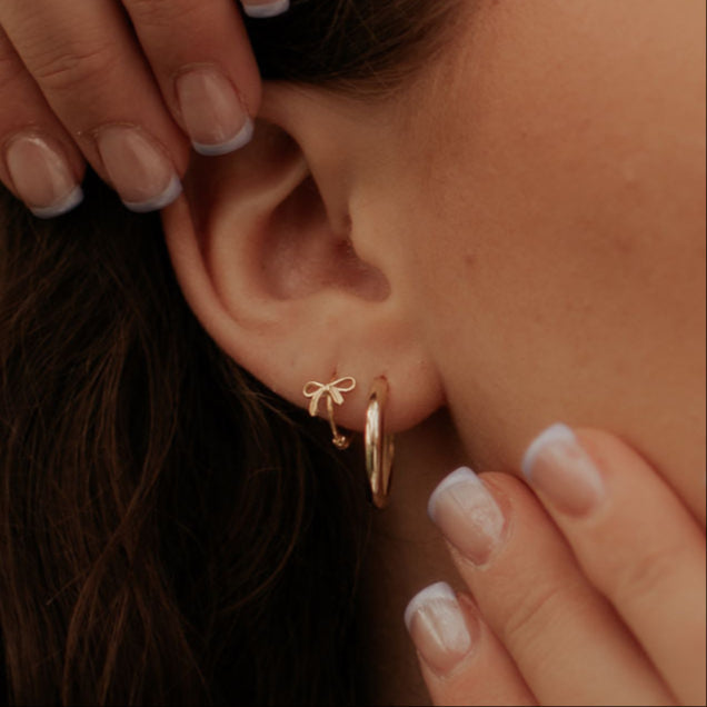 ONLINE EXCLUSIVE Ava Bow Hoops