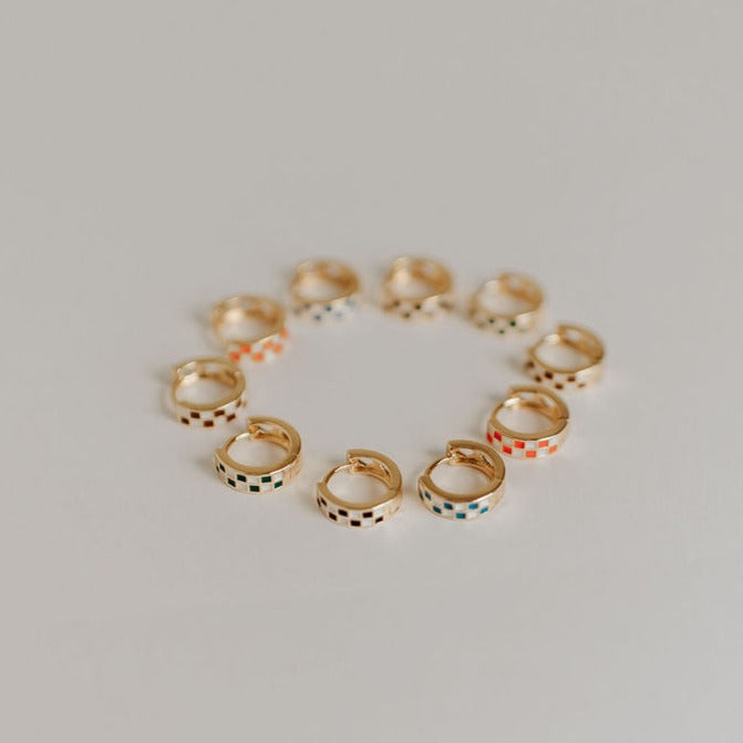 ONLINE EXCLUSIVE - Blue and white checkered hoops