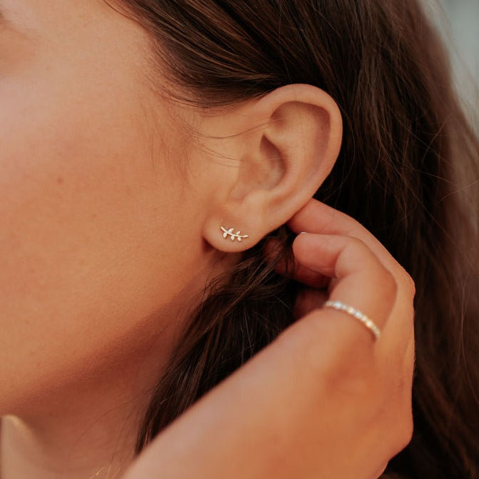 ONLINE EXCLUSIVE - Gold leaf studs
