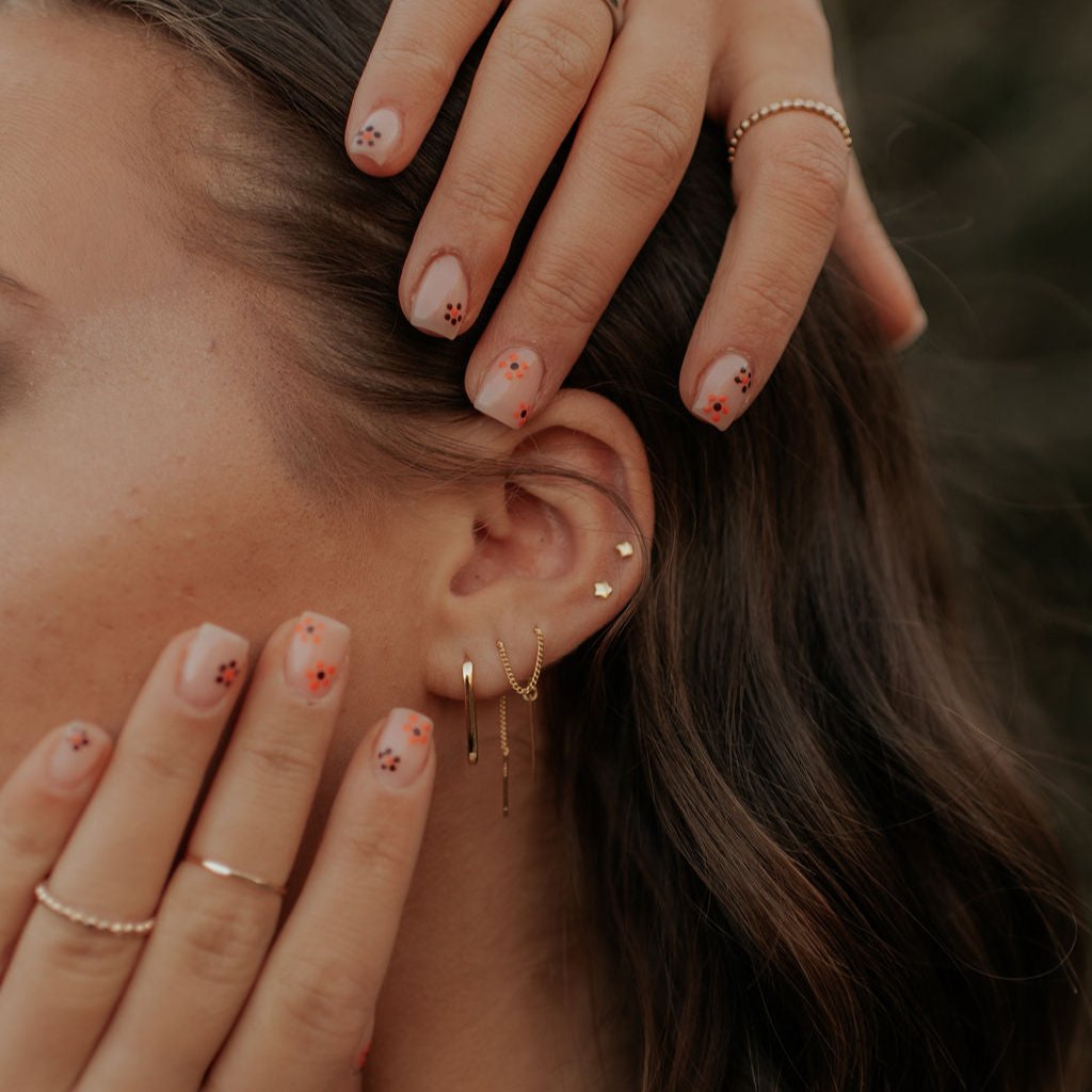 ONLINE EXCLUSIVE - Mini star studs