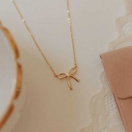 ONLINE EXCLUSIVE Lily Bow Necklace
