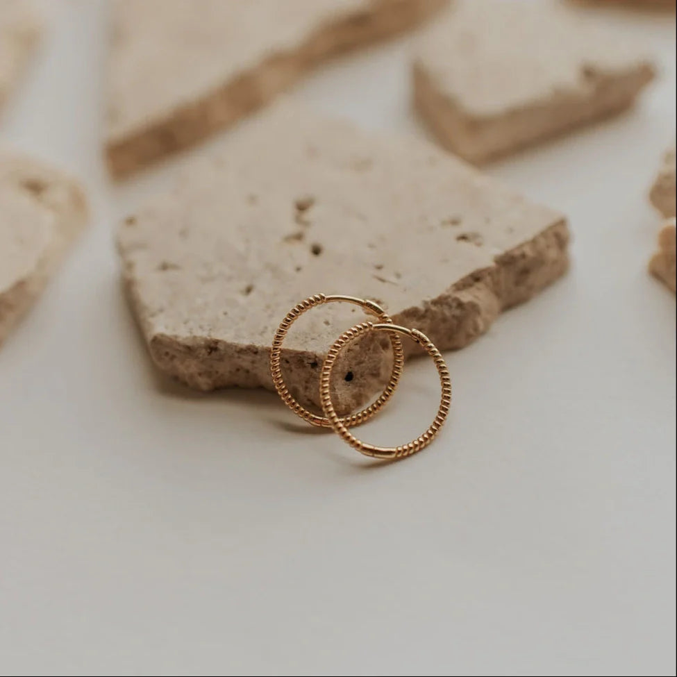 ONLINE EXCLUSIVE Tessa Hoops