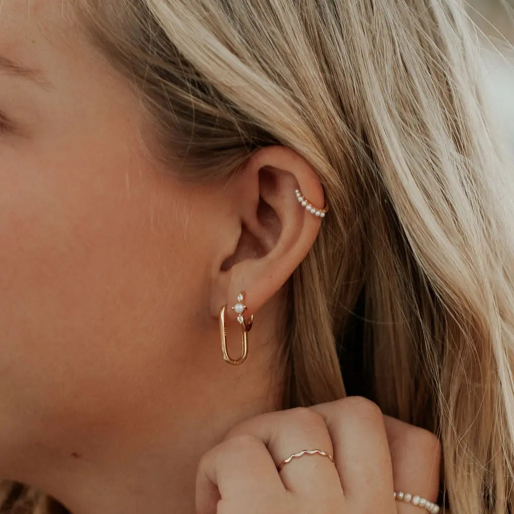 ONLINE EXCLUSIVE - Grace pearl hoops