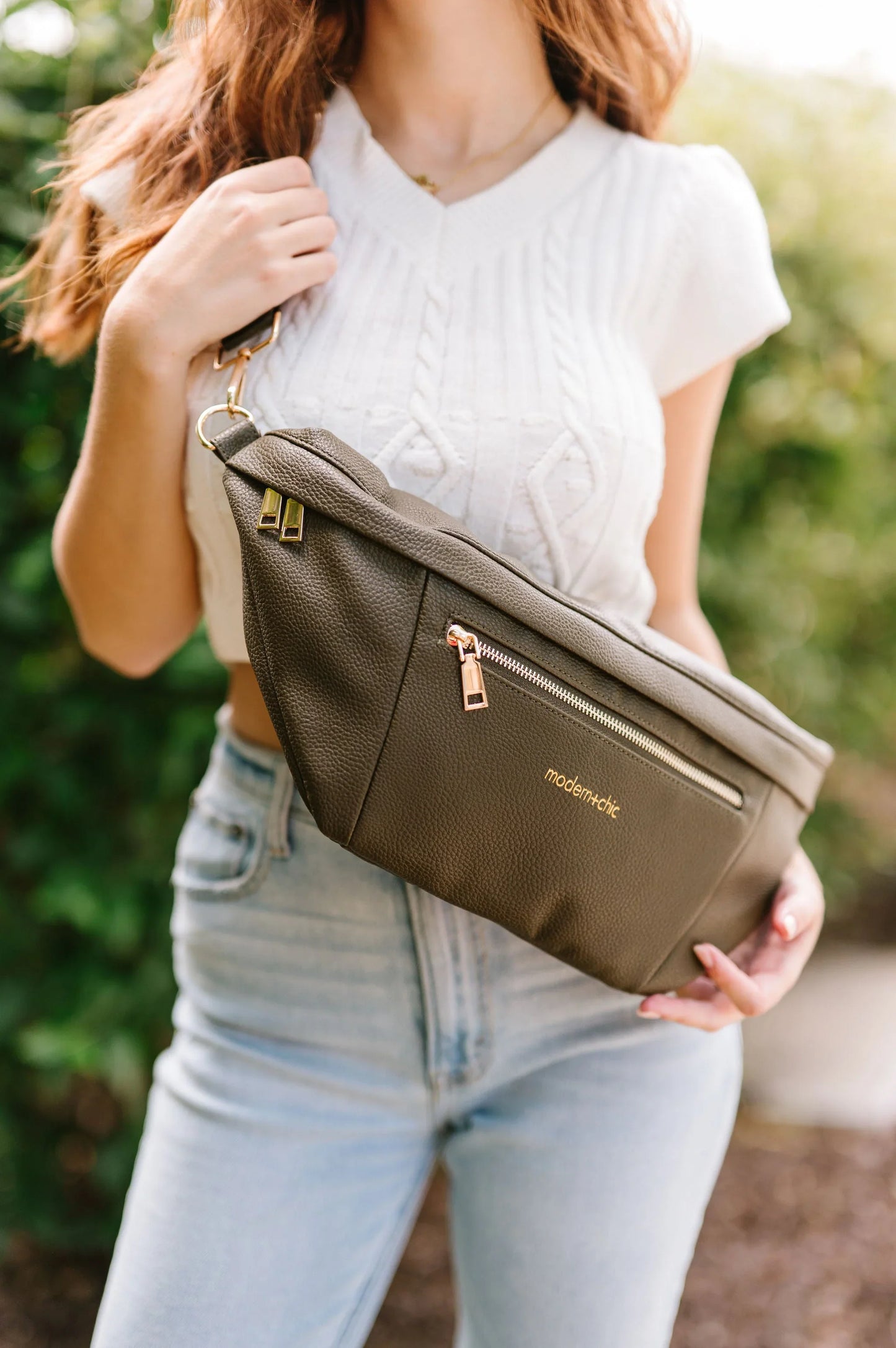 ONLINE EXCLUSIVE Presley Oversized Sling Bag
