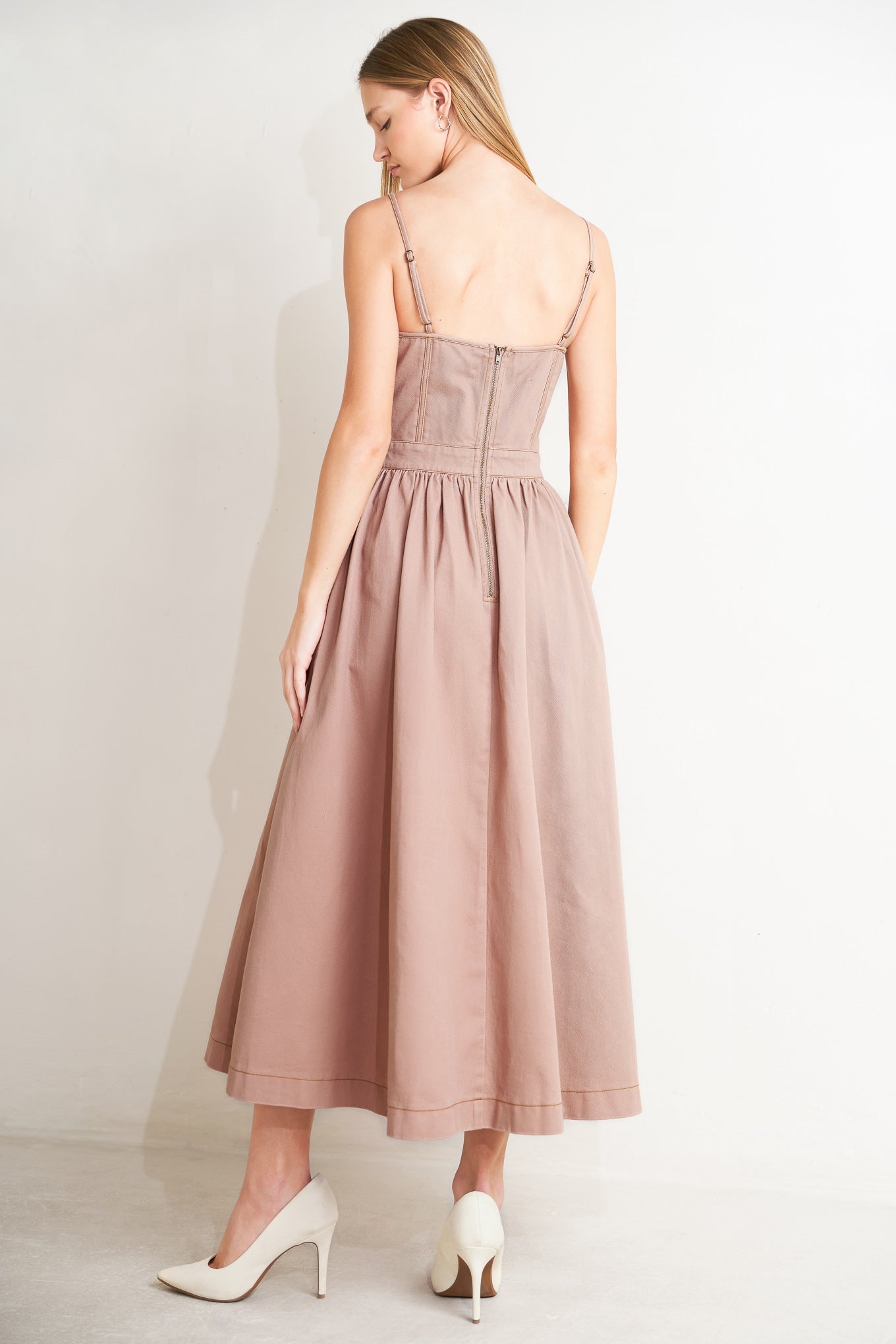ONLINE EXCLUSIVE - Glam woven twill midi dress