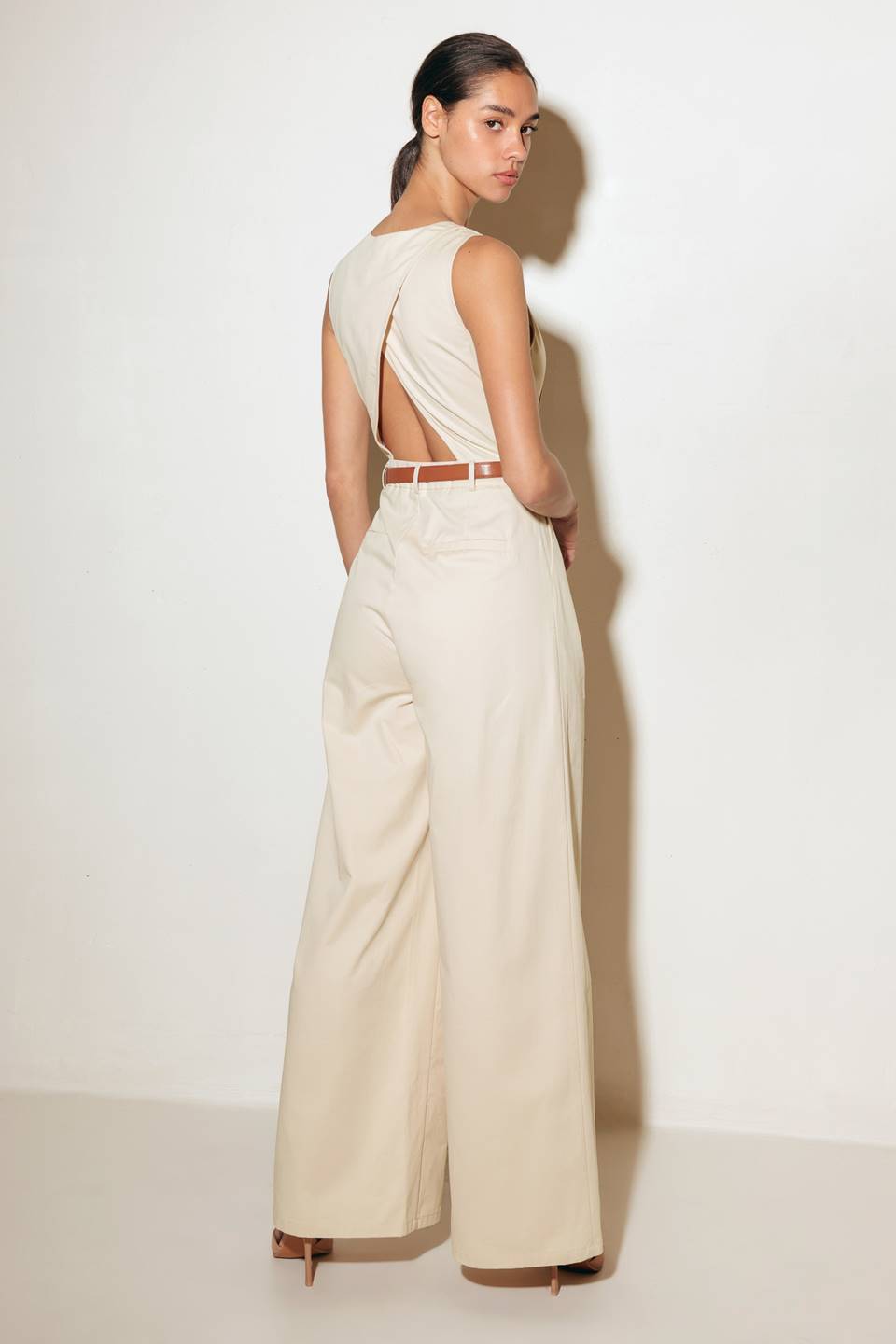 ONLINE EXCLUSIVE - Everyday essential woven jumpsuit