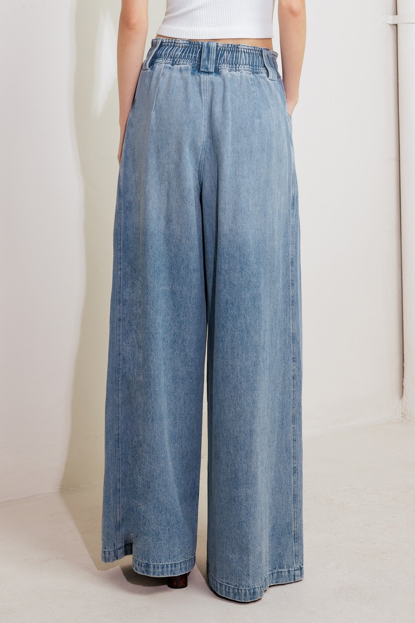 ONLINE EXCLUSIVE - Calm & collected denim pants