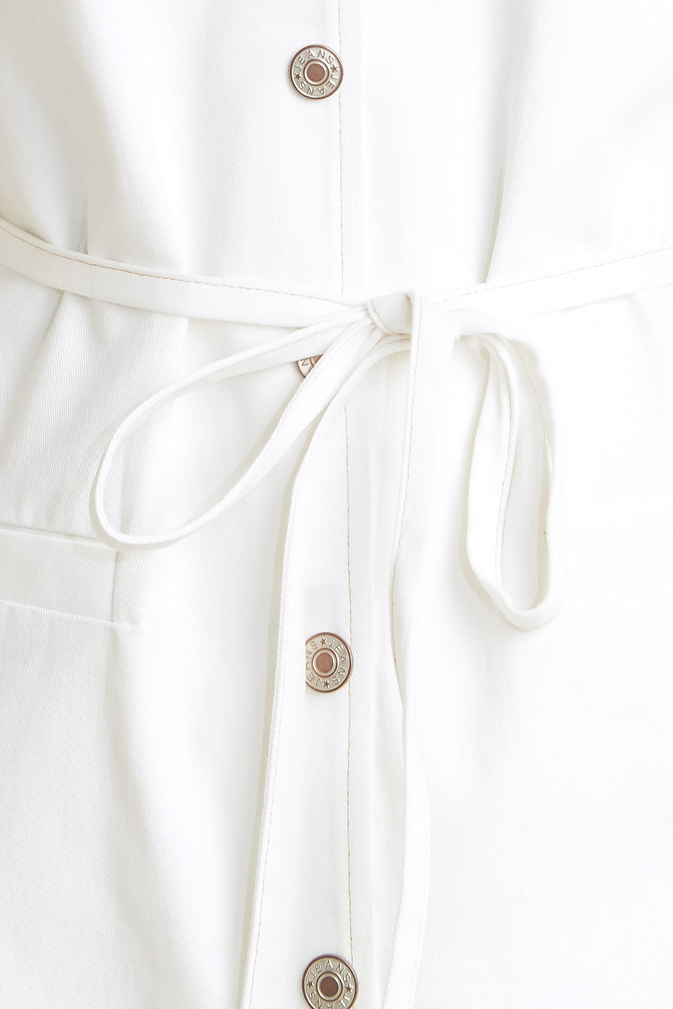 ONLINE EXCLUSIVE - Effortless attraction woven romper