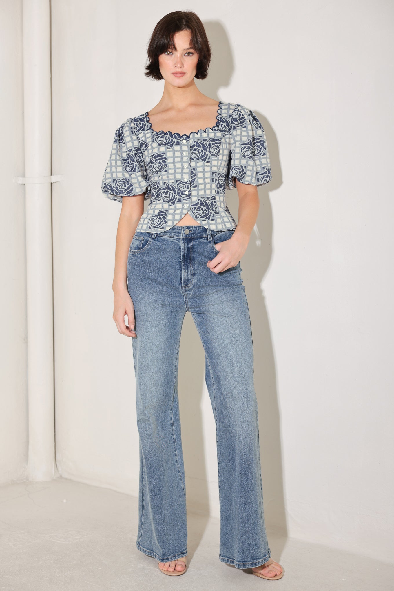 ONLINE EXCLUSIVE - Sweet check romance woven top