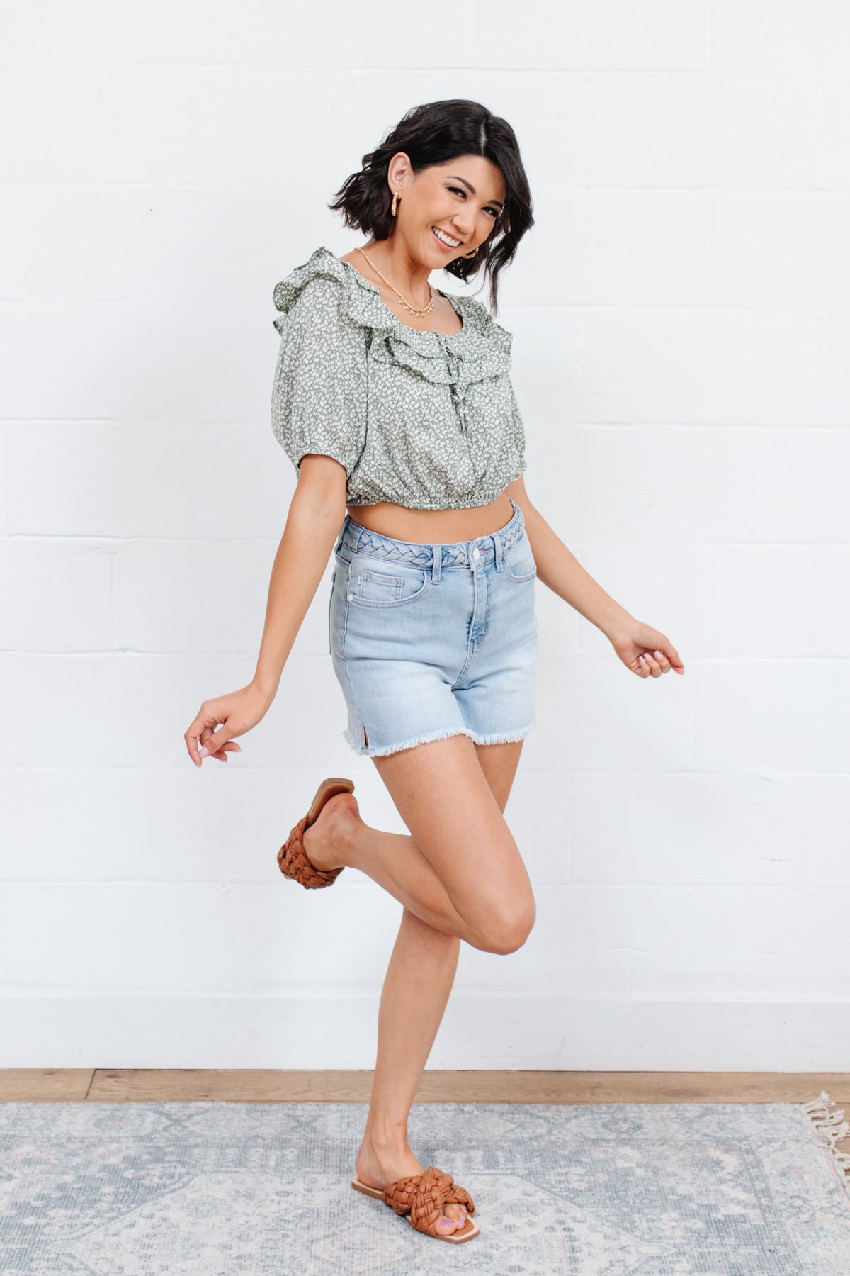 ONLINE EXCLUSIVE Golden Hour Top in Sage