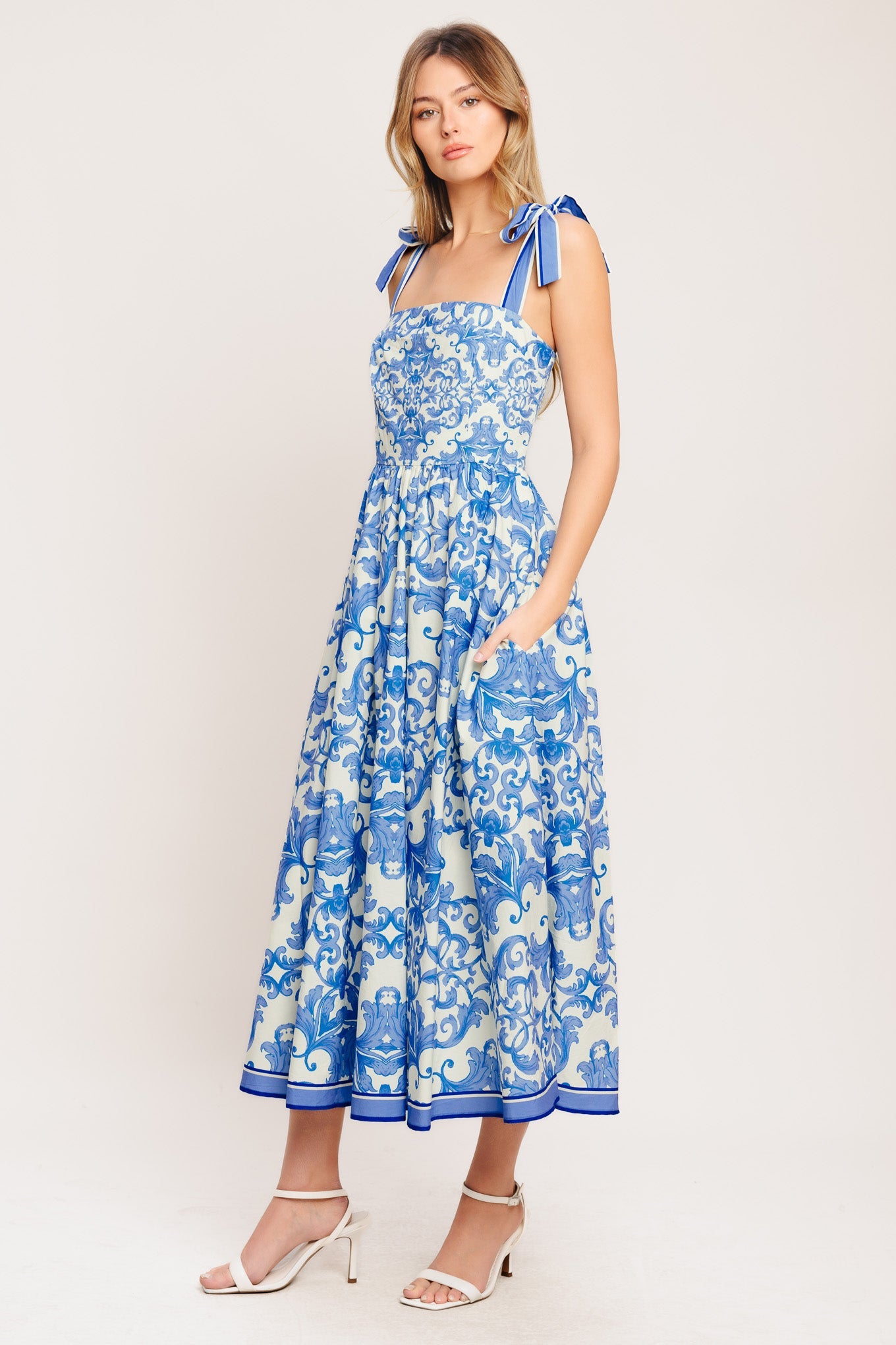 ONLINE EXCLUSIVE - Azure grace midi dress