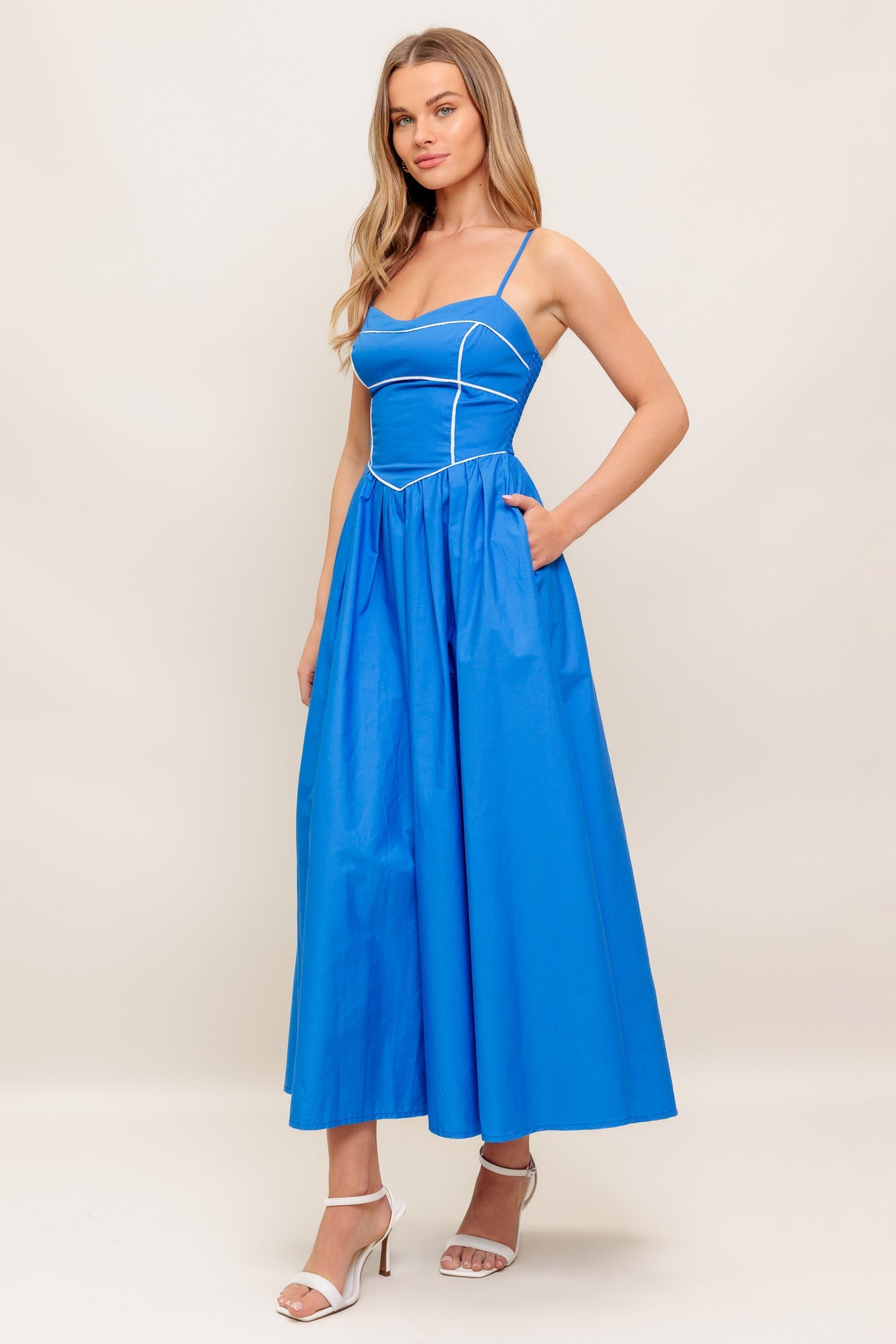 ONLINE EXCLUSIVE - Knot blue midi dress